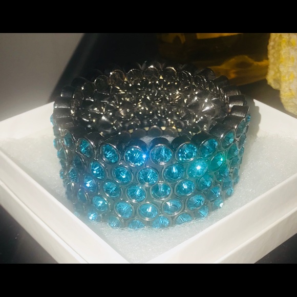 Bracelet - Picture 3 of 4